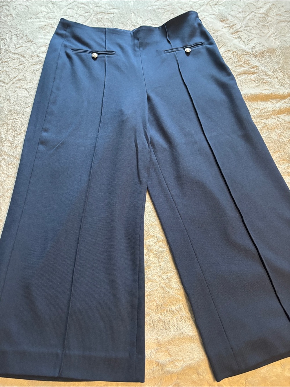 White House Black Market Wide-Leg Crop Dress Pants in Navy Blue